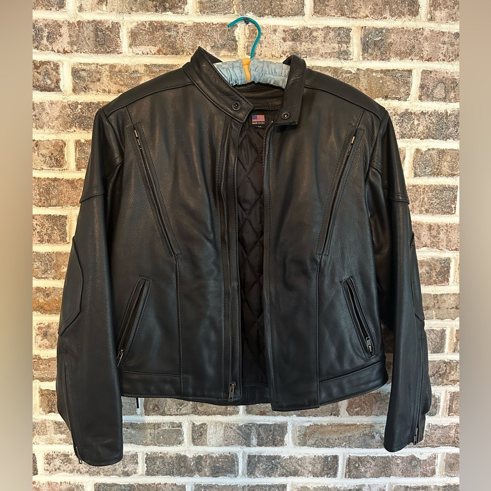 Women's heavy leather riding jacket size large